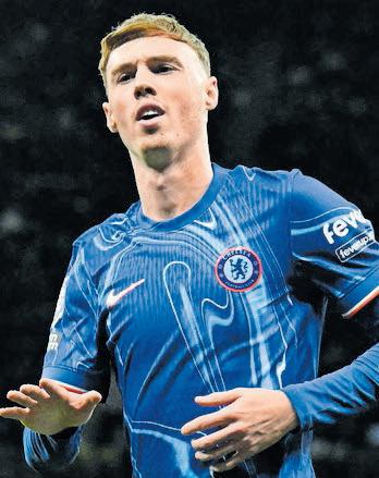 EPL season set for dramatic end thanks to race for Champions League places