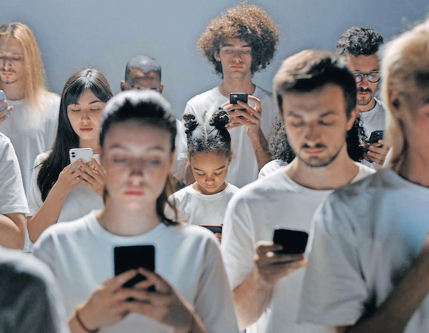 Understanding digital overload and how it affects your mental health