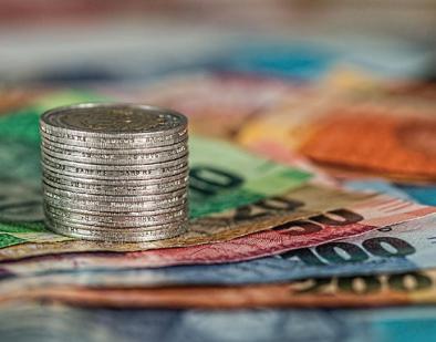 South Africa's markets gain momentum as rand strengthens and trade surges