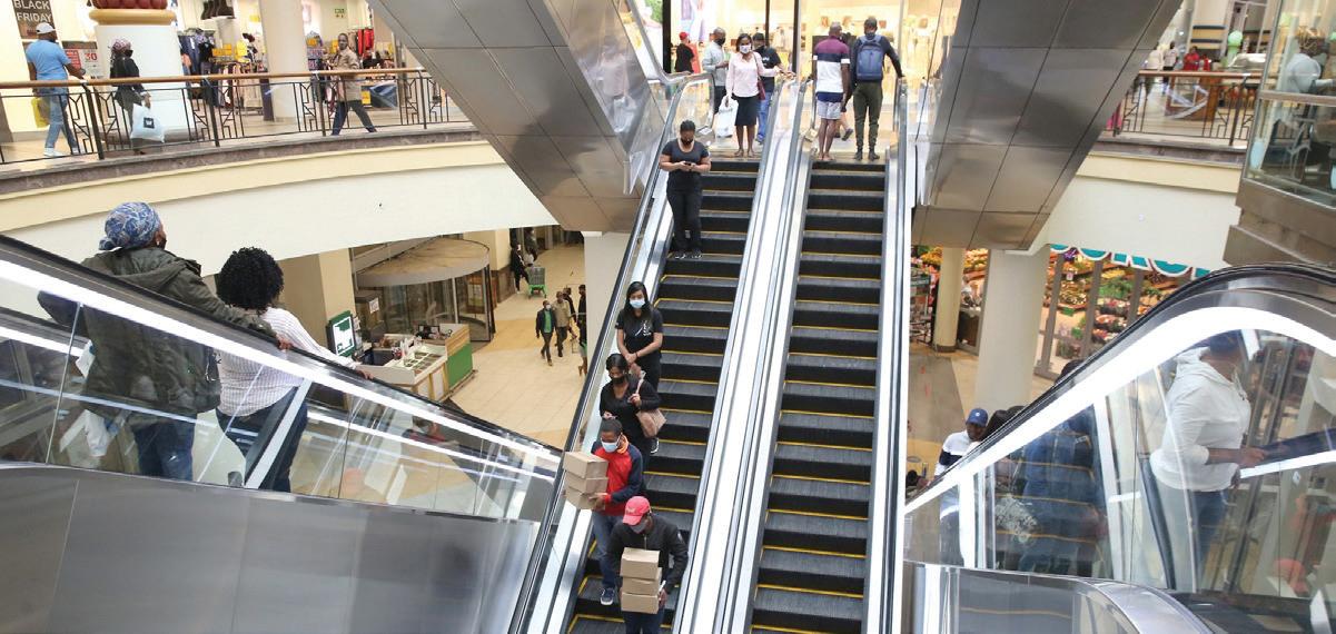 Retail sector shows resilience amid low inflation and increased consumer spending