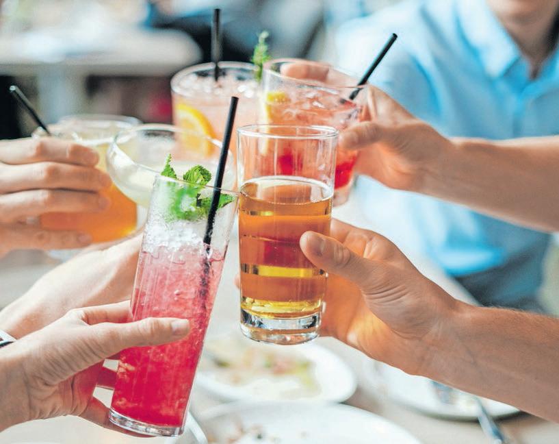 Is your happy hour hurting your gut? 4 signs alcohol is wreaking havoc on your digestion