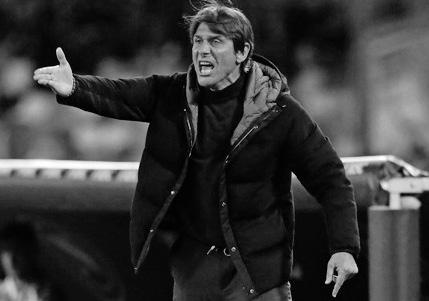 Napoli's Conte savours team's impressive Serie A performance