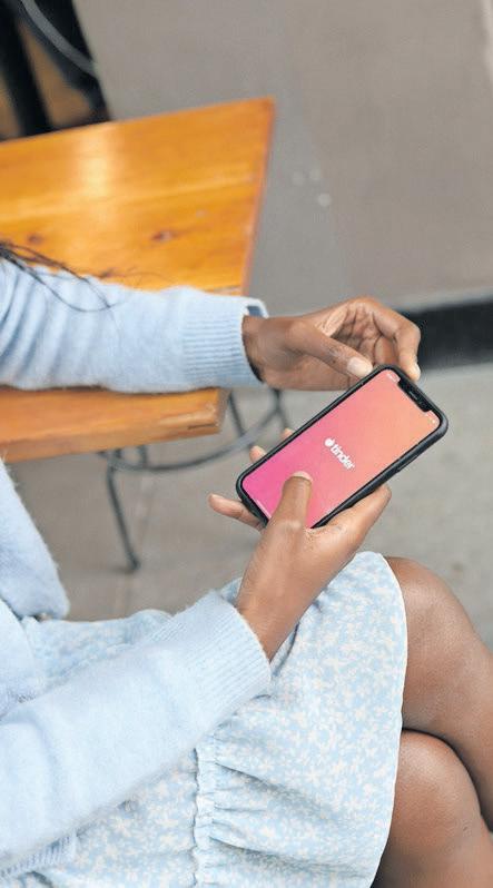 Women line up to woo 78-year-old millionaire on Tinder