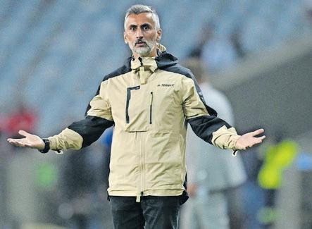 Riveiro left frustrated as Kaizer Chiefs end Pirates' Cup reign