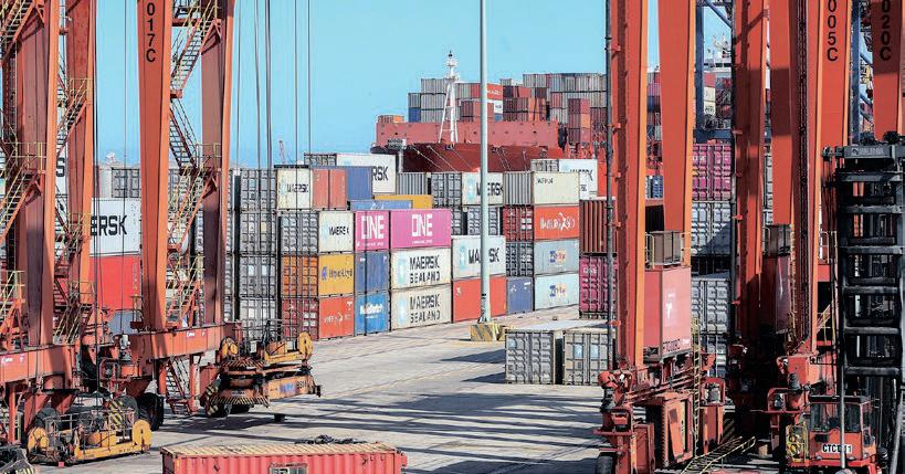 Transnet, workers union hold urgent meeting to avert looming strike as wage talks deadlock