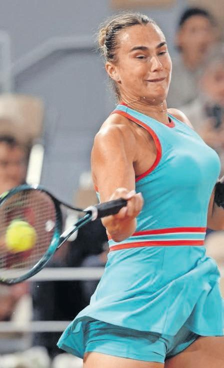 Emotional farewells, title defences take centre court