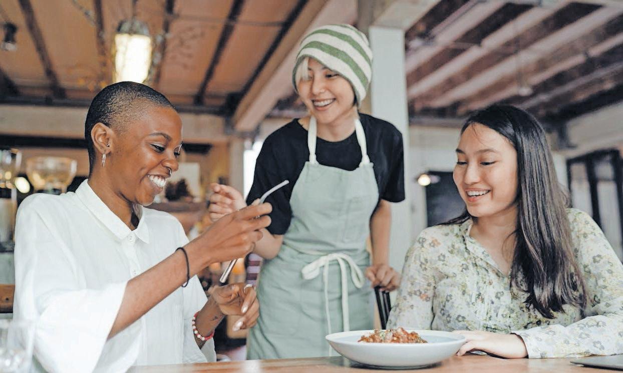 BOOST YOUR MOOD: 5 EVERYDAY HABITS TO RAISE ENDORPHINS, KICK THE BLUES