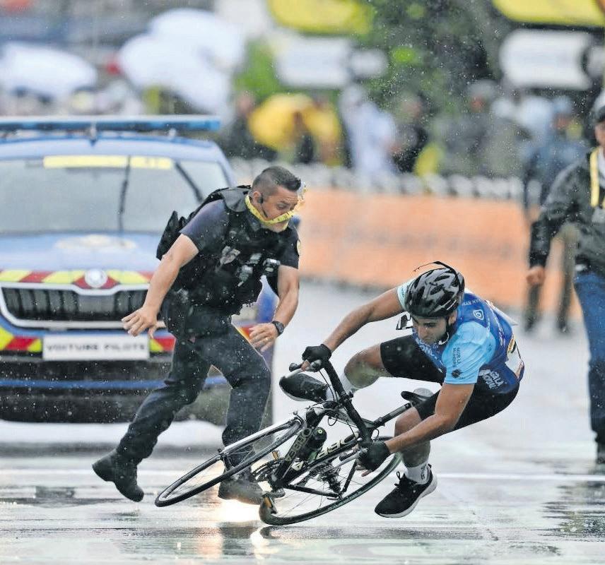 Milan triumphs in chaotic sprint as Tour de France heads to the Alps