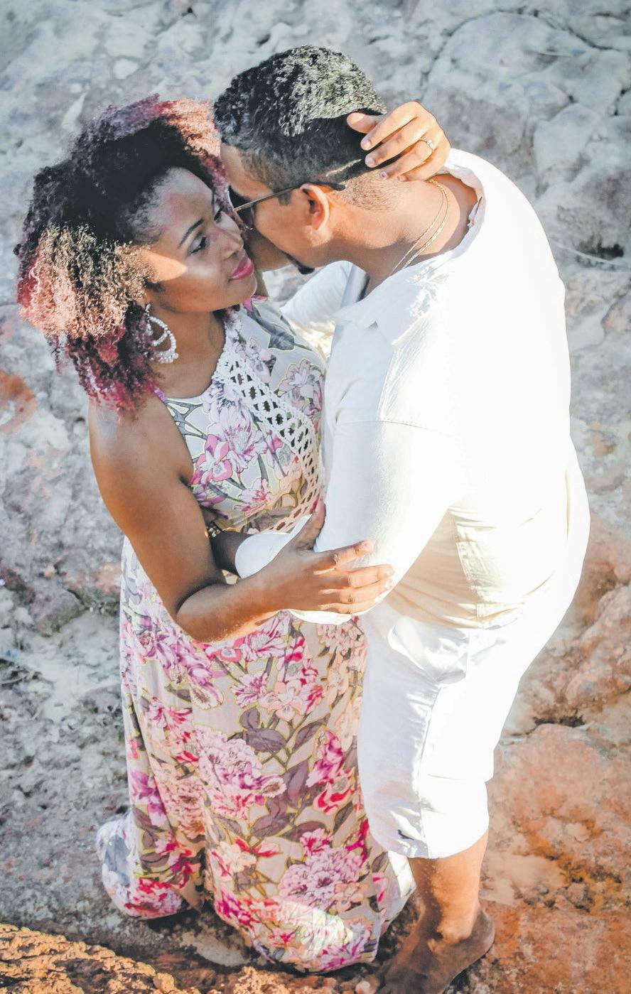 YEARNING FOR CONNECTION: HOW VULNERABILITY IS REDEFINING MODERN DATING APPS