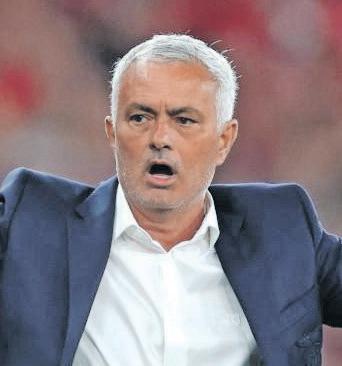 Mourinho returns to the Bridge as ‘humbled’ special one