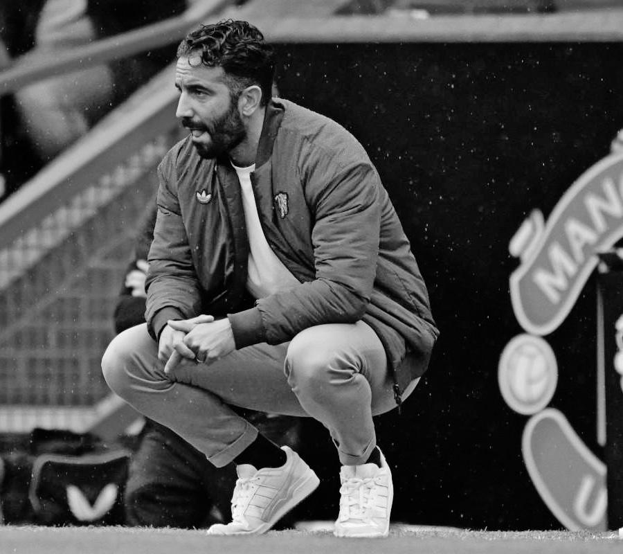 Amorim's Red Devils smell blood