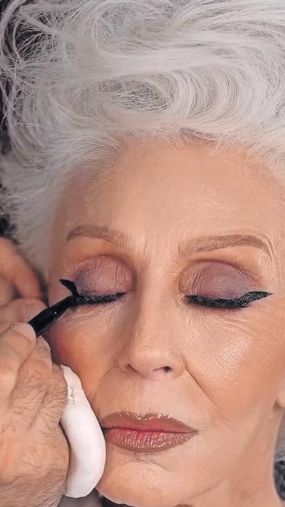 Expert guide to flattering eyeshadows that lift and brighten mature skin