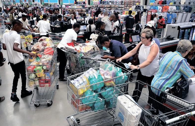 Business confidence rebounds in Q4 as sentiment lifts across most sectors