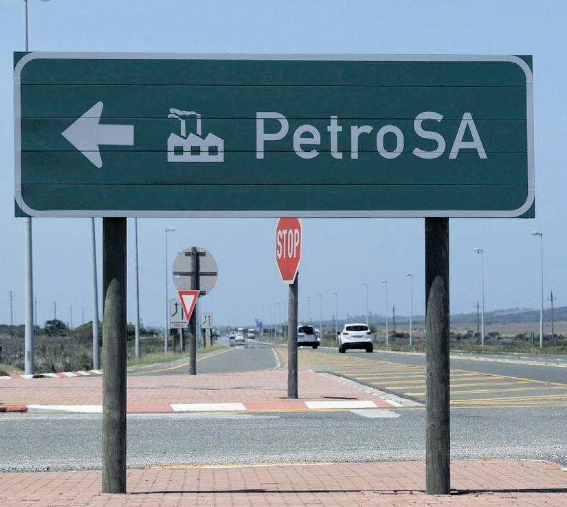 SARS moves to seize PetroSA refinery over R4.5bn tax debt