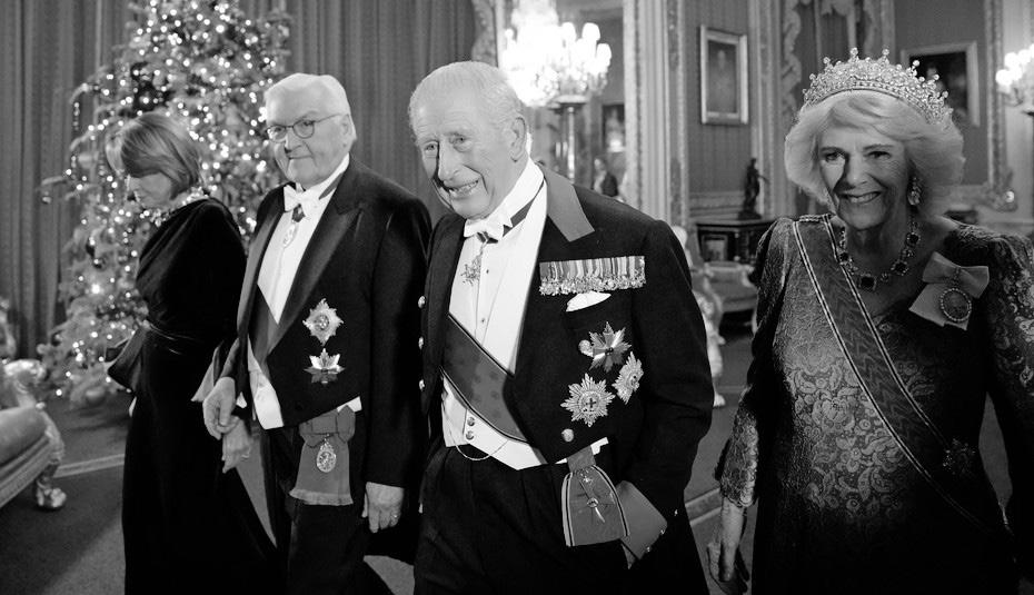 Four arrested in UK Crown Jewels protest