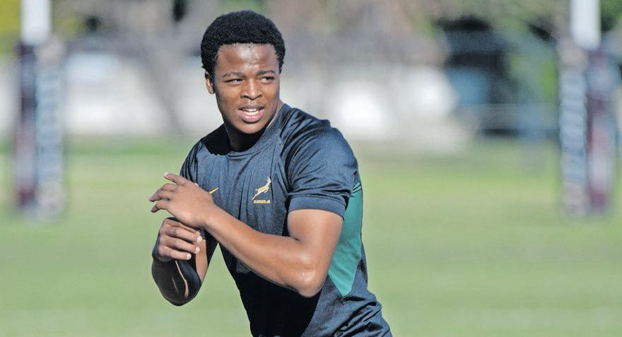 Pietersen backs teen fullback