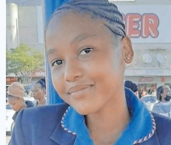 Kuse ngokunye belahlwa icala lokubulala umfundi