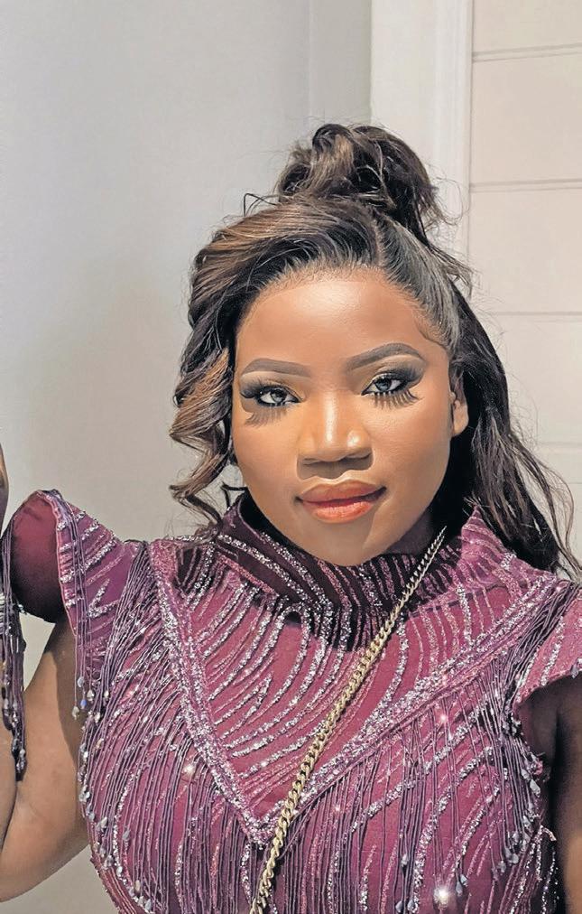 Uzoqhubeka nokuqopha uMakhadzi osengozimakhaza