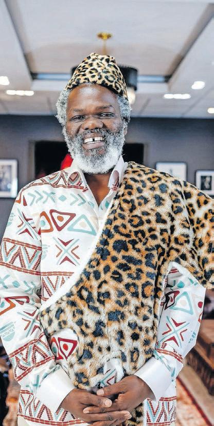 Isililo nolaka uMbuso Khoza ehoxa kuKhozi FM