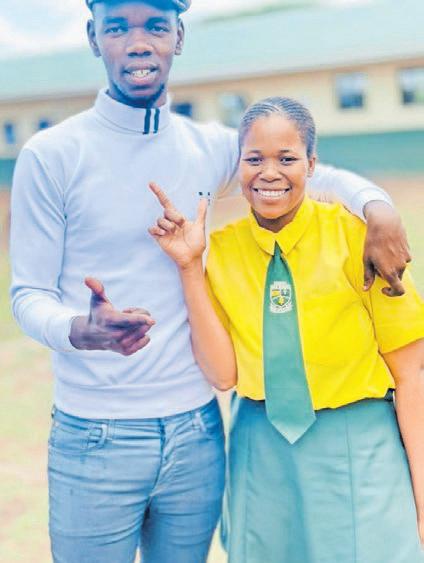 Uthisha ocula umaskandi ugile izimanga ku-matric