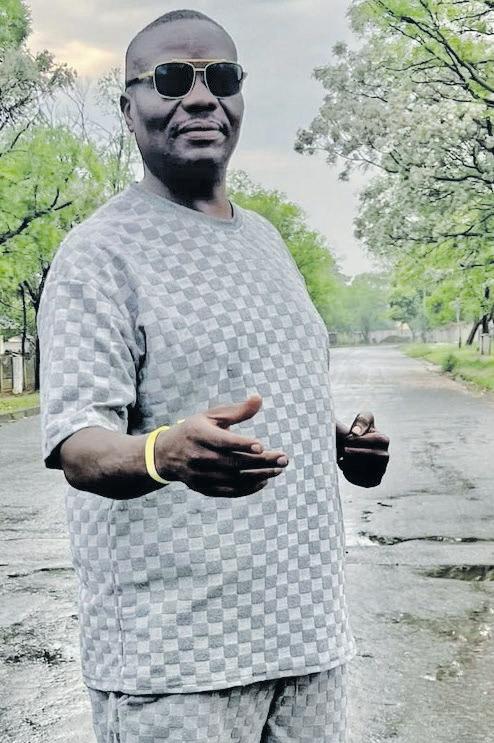 Ukugula kwenza uL'vovo wasaba ukuphumela phandle