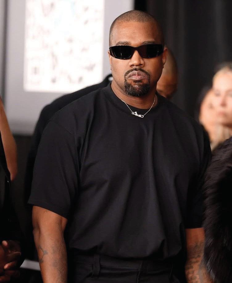 YE'S 'N BANGBROEK