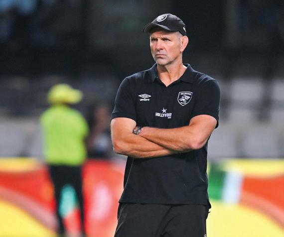 SIYA LIKES SHARKS' FIGHT