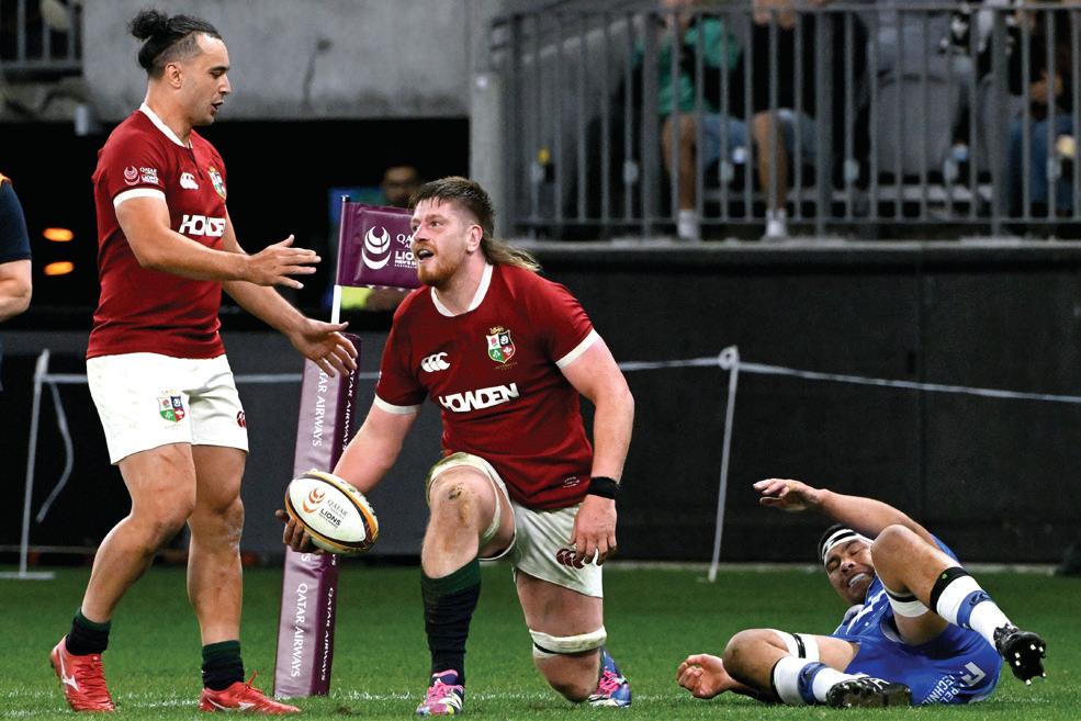 LIONS MAUL THE FORCE