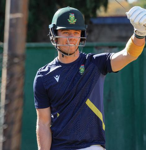 PROTEAS CRUISE TO WIN