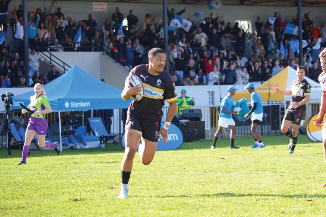 Kavas pipped at the post by Sharks