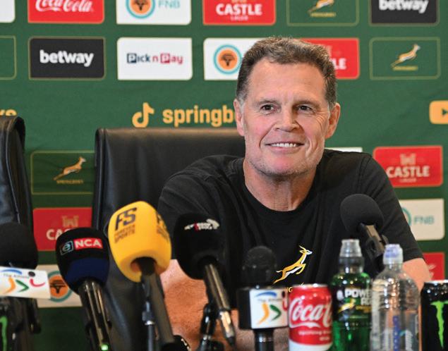 'BOKS ARE NOT PAAPING'