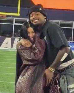 OFFSET POST HURTS CARDI