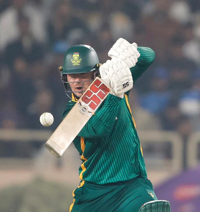 PROTEAS FALL IN OPENER
