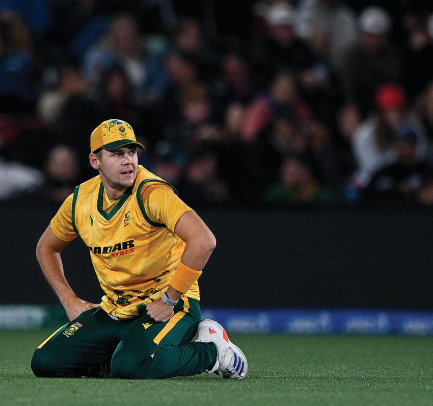 Coetzee 'plotting' SA return