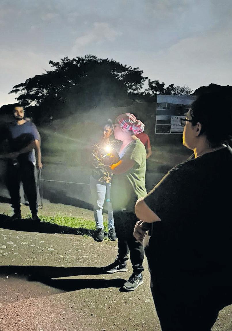 Prolonged power outages: residents counting their losses