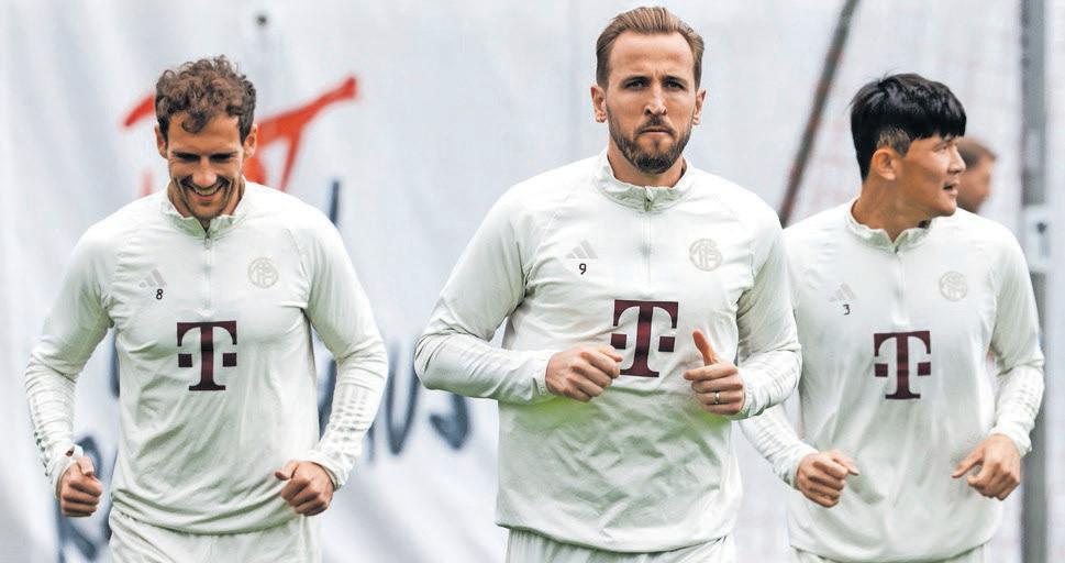 Revamped Bayern face early test