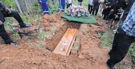 Alleged grave recycling and shallow burials at Chatsworth cemetery