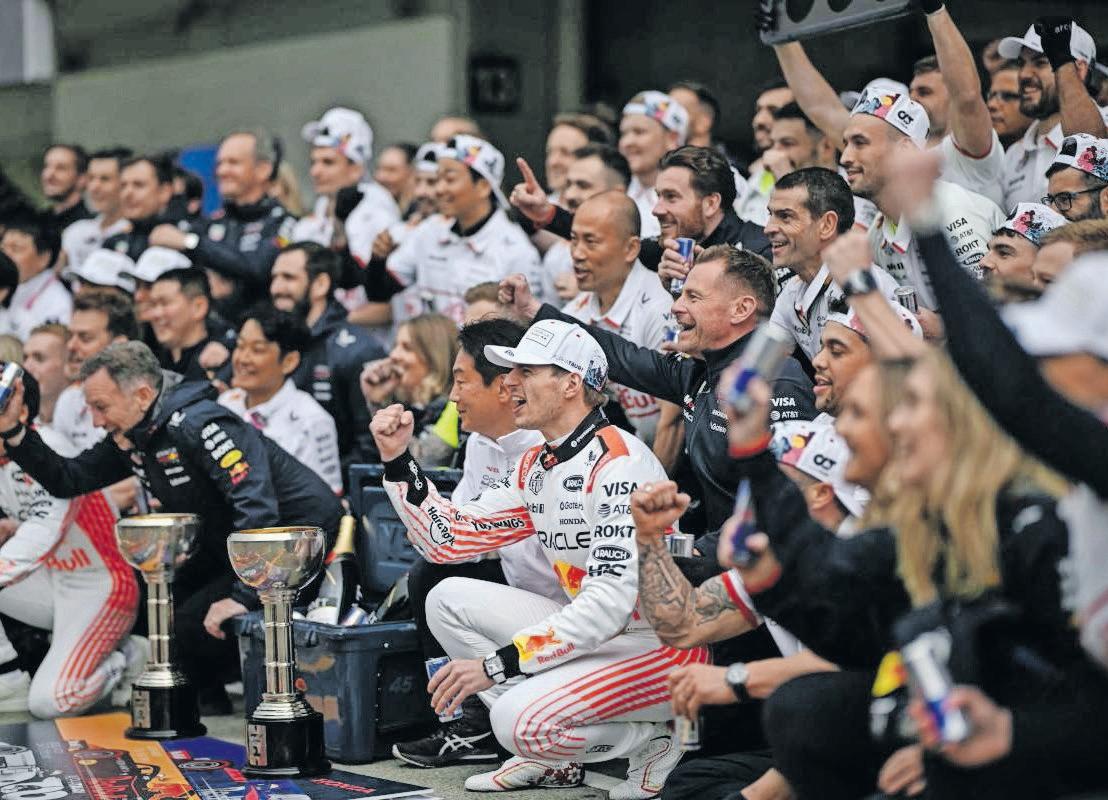 Can Verstappen win in Miami to celebrate new child?