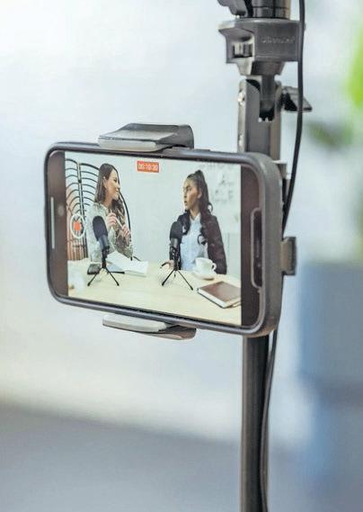 Are TikTok's #MentalHealthTips misleading? Experts speak out