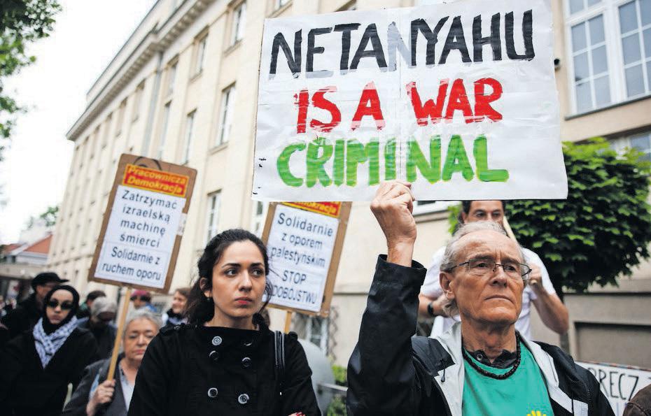 ‘Stop Netanyahu before he gets us all killed’