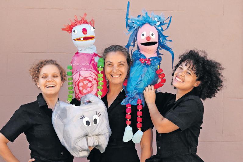Puppet show teaches children about plastic pollution