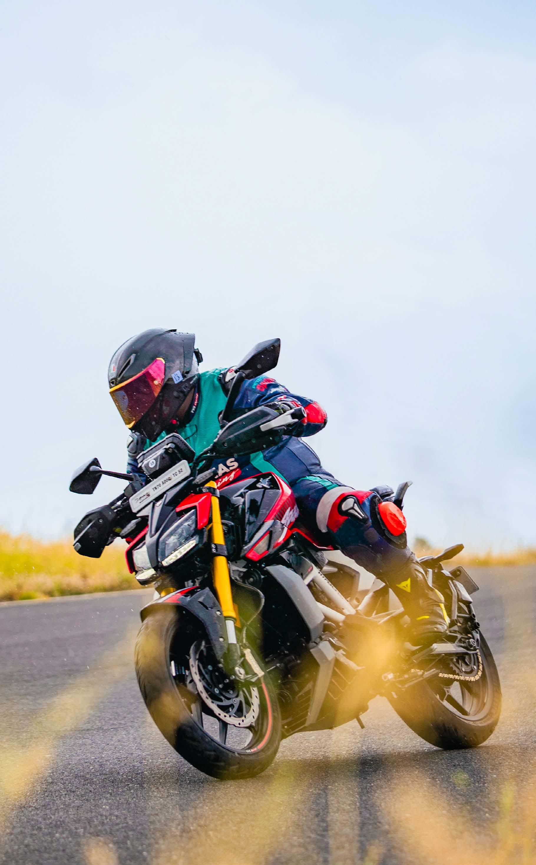 TVS APACHE RTR 310