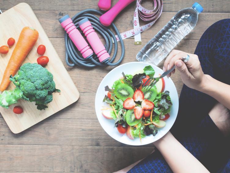 EATING FOR ENERGY: Foods That Power You Without Caffeine