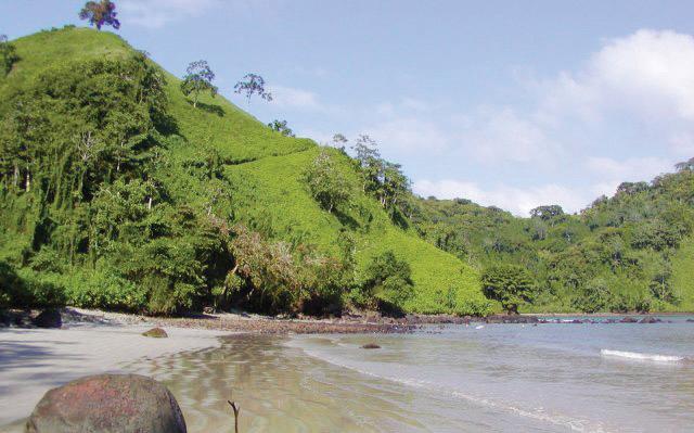 Australia mulls ‘retreat' from rising sea on Cocos Islands