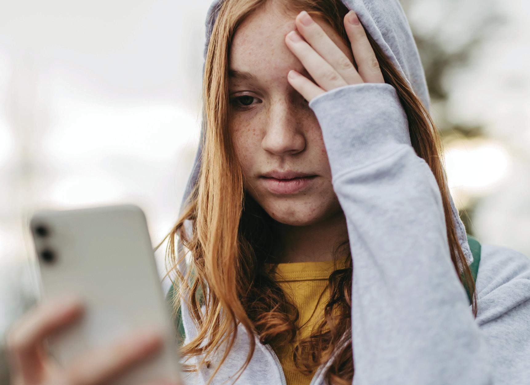 Posting high-resolution photos on social media risky