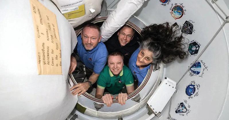 Stranded US astronauts to return to Earth today: Nasa