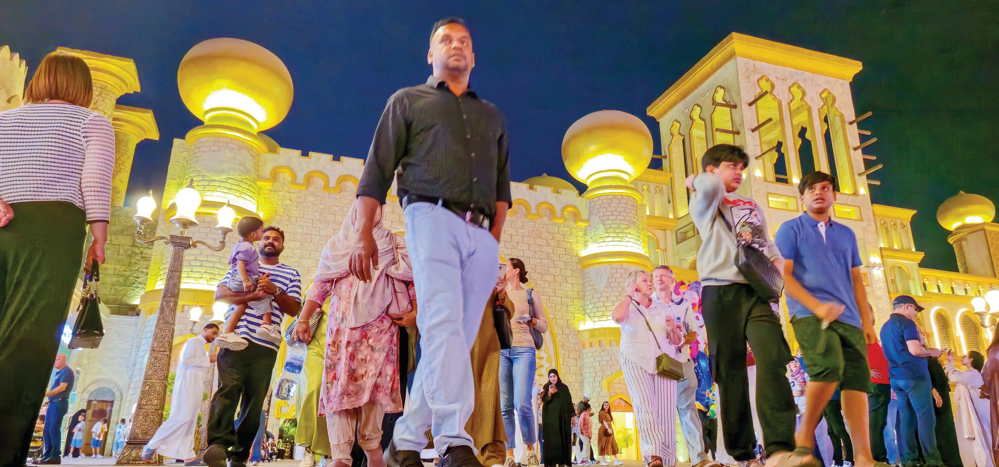 Dubai population set to hit 4м