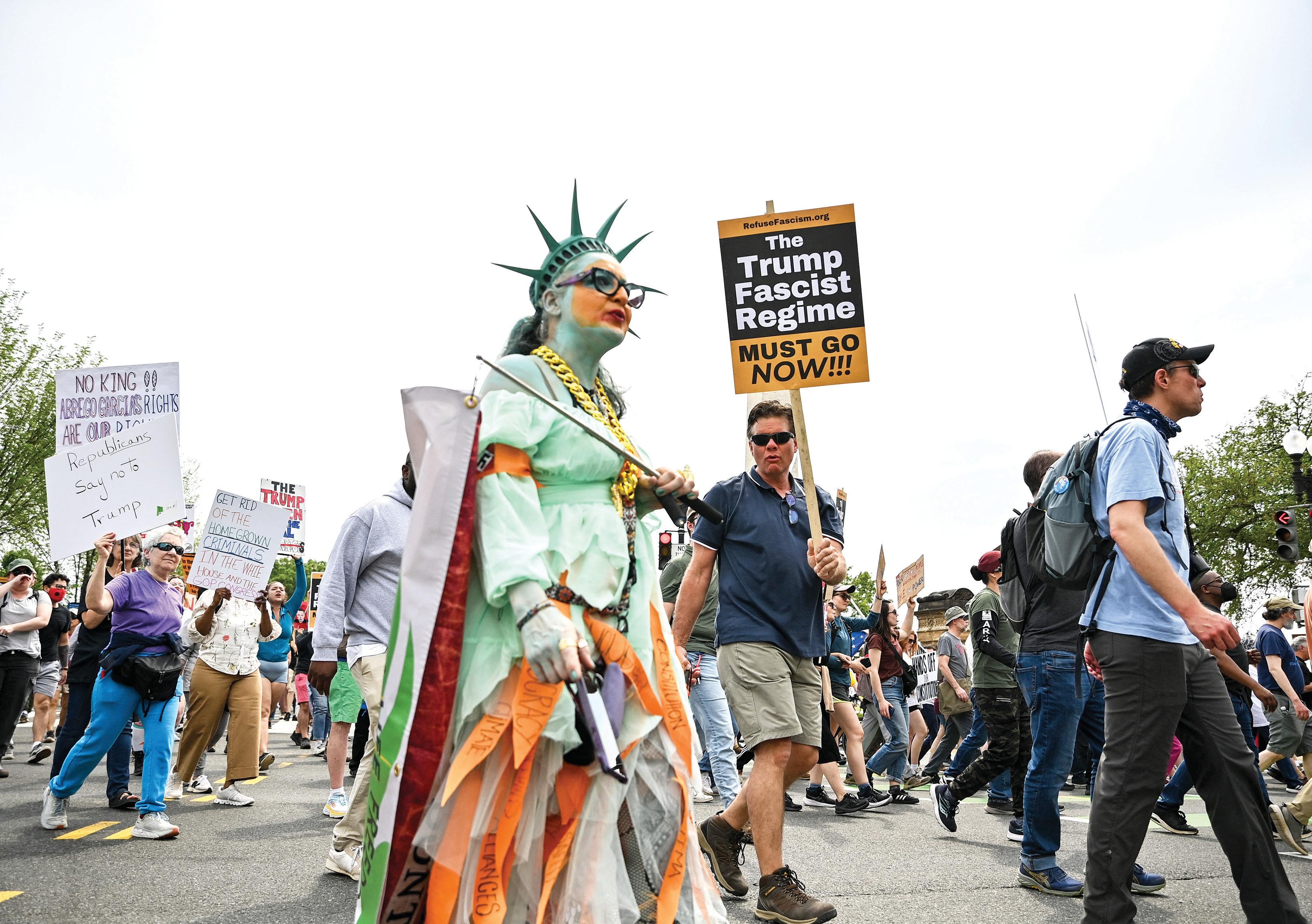Trump slams 'weak, ineffective' judges as row over deportation of migrants deepens