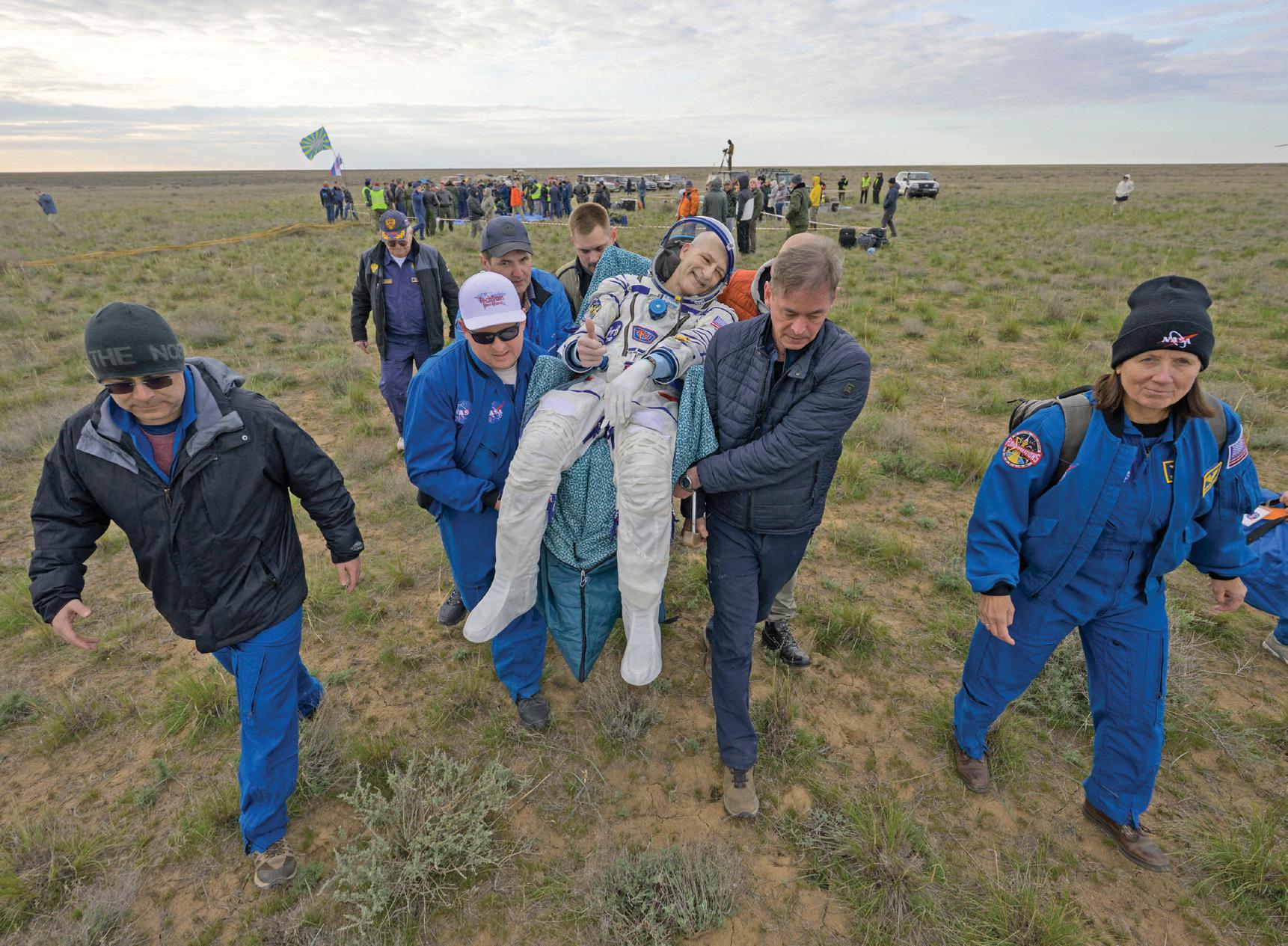 Nasa's oldest active astronaut back to Earth on 70th birthday