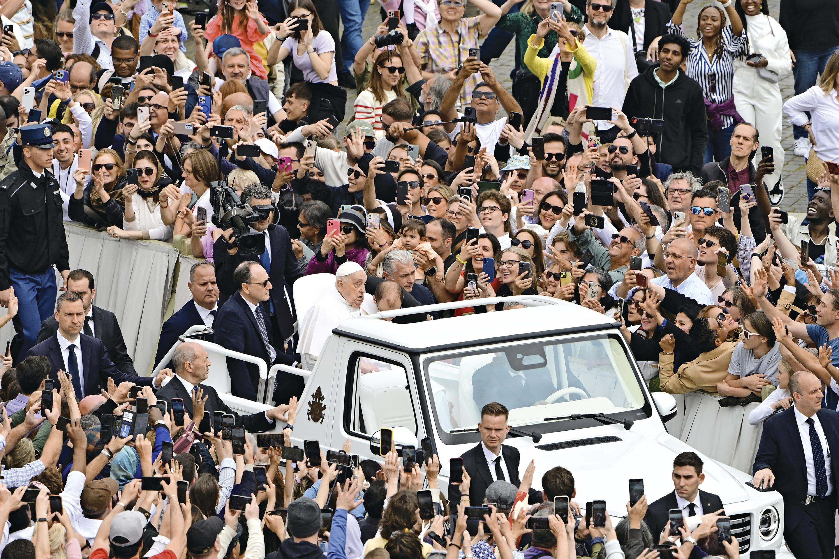 Pope: Peace impossible without freedom of thought and religion